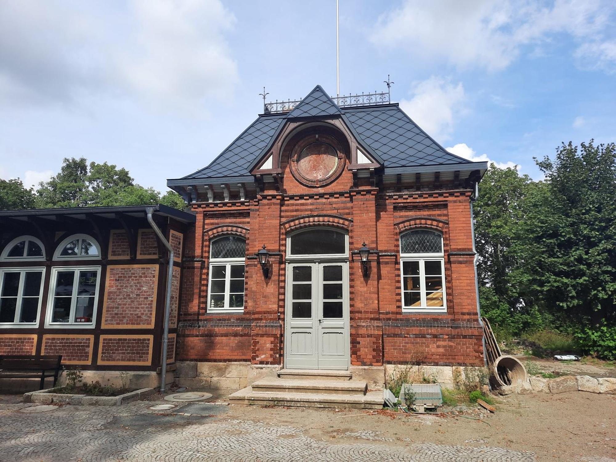 Schlossbahnhof Ballenstedt Eksteriør billede